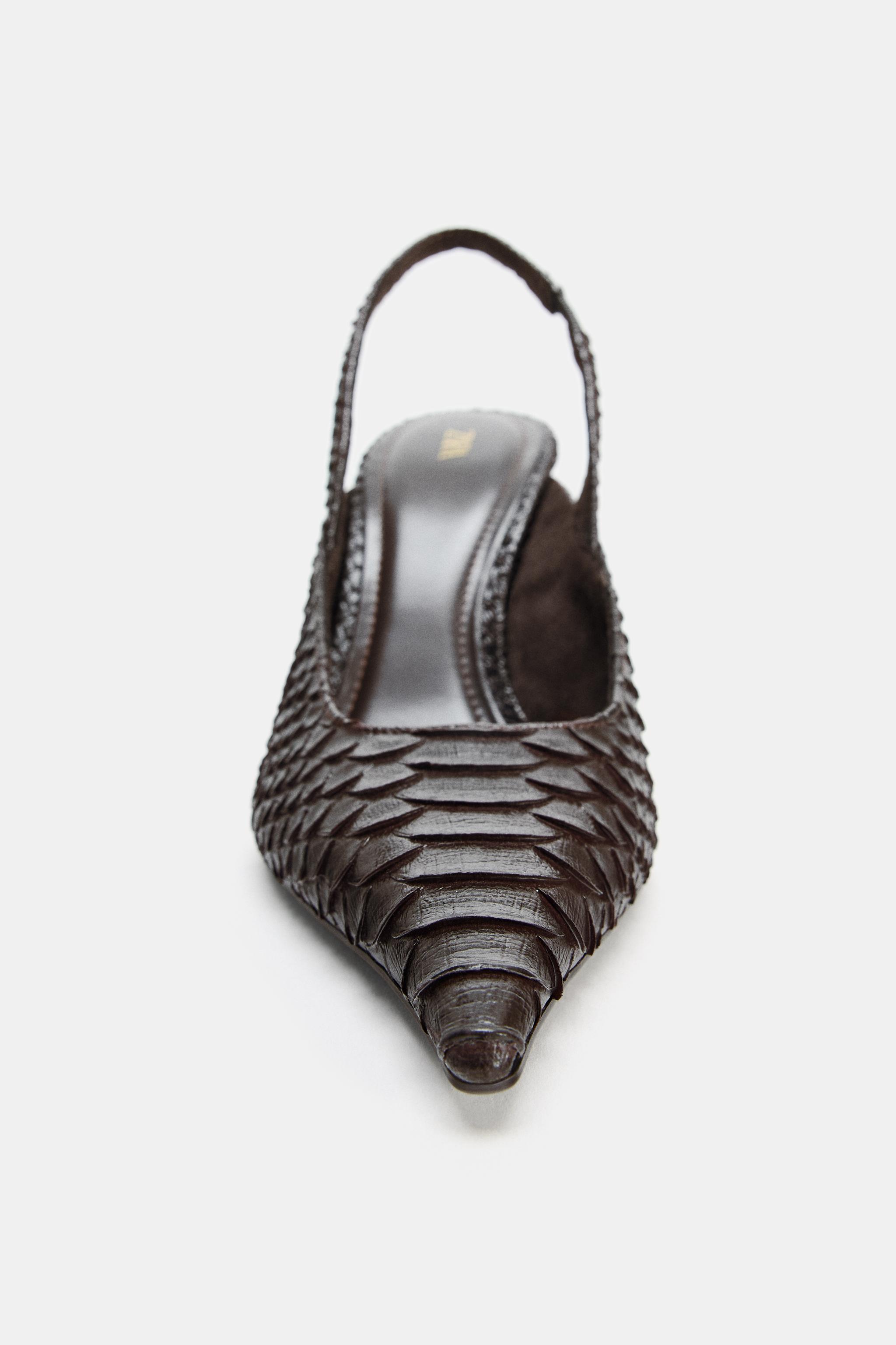 EMBOSSED SLINGBACK HEELS