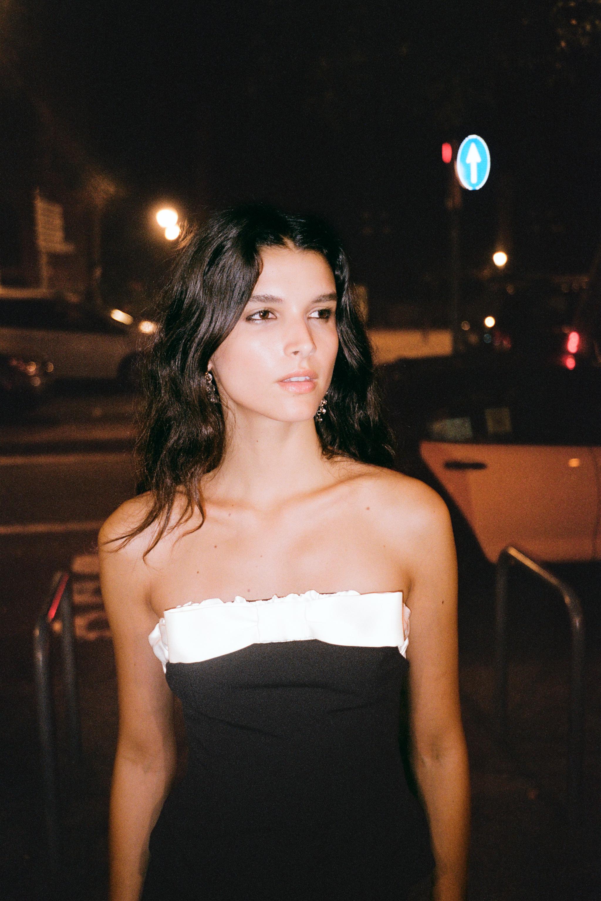 CONTRAST BOW BUSTIER TOP