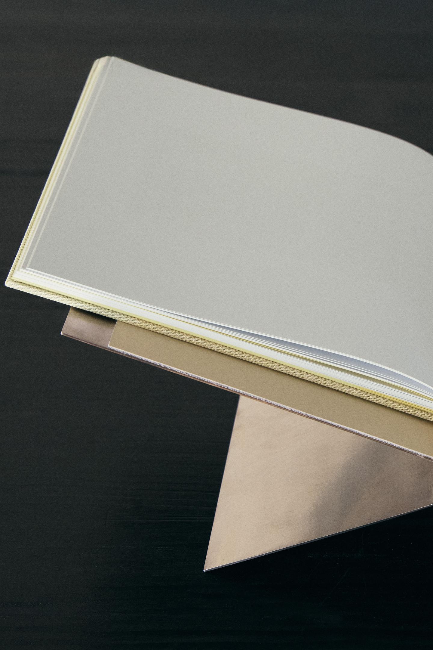 Zara Metal Book Stand, цвет: Серебряный — фото 5