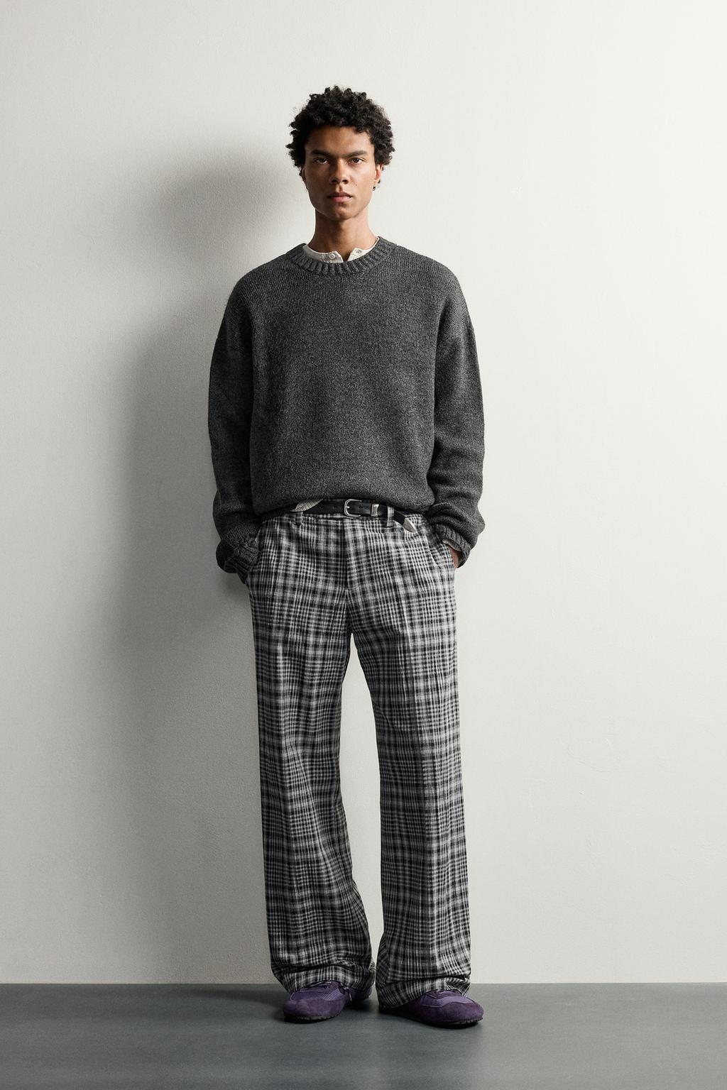 RELAXED FIT JUMPER WITH DISTRESSED FINISH