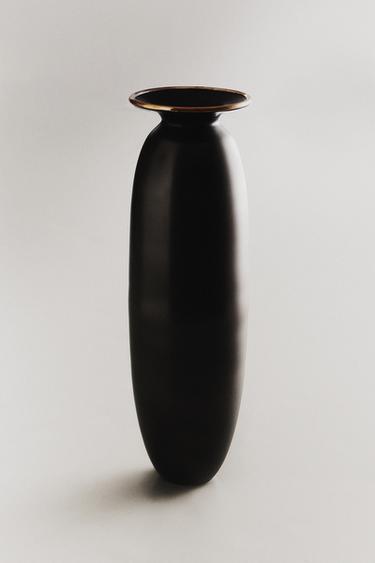 BRASS VESSEL I COLIN KING - Black by Zara