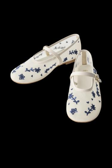 BALLERINA MIT STICKEREI - Weiß von Zara