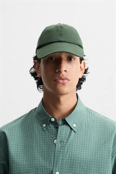 CAP MIT BAUMWOLLSTRUKTUR - Flaschengrün dunkel von Zara - Bild 0