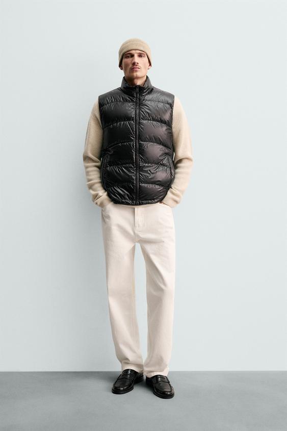 CHALECO ACOLCHADO 80% PLUMÓN - 20% PLUMA WATER REPELLENT ORIGINS - Negro de Zara - Imagen 0