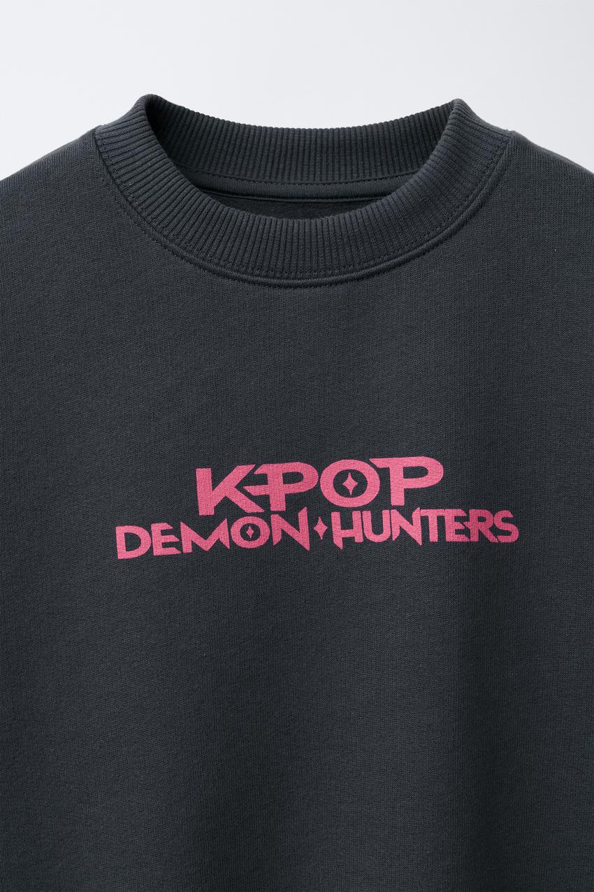 KPOP DEMON HUNTERS™ NETFLIX © PRINT SWEATSHIRT