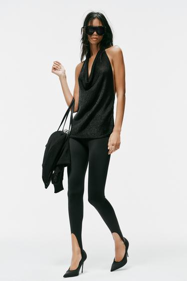 TOP PUNTO HALTER HILO METALIZADO - Negro de Zara