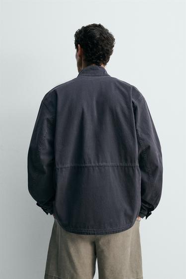 BLOUSON LAVÉ POCHES UTILITY - Bleu marine de Zara - Image 2