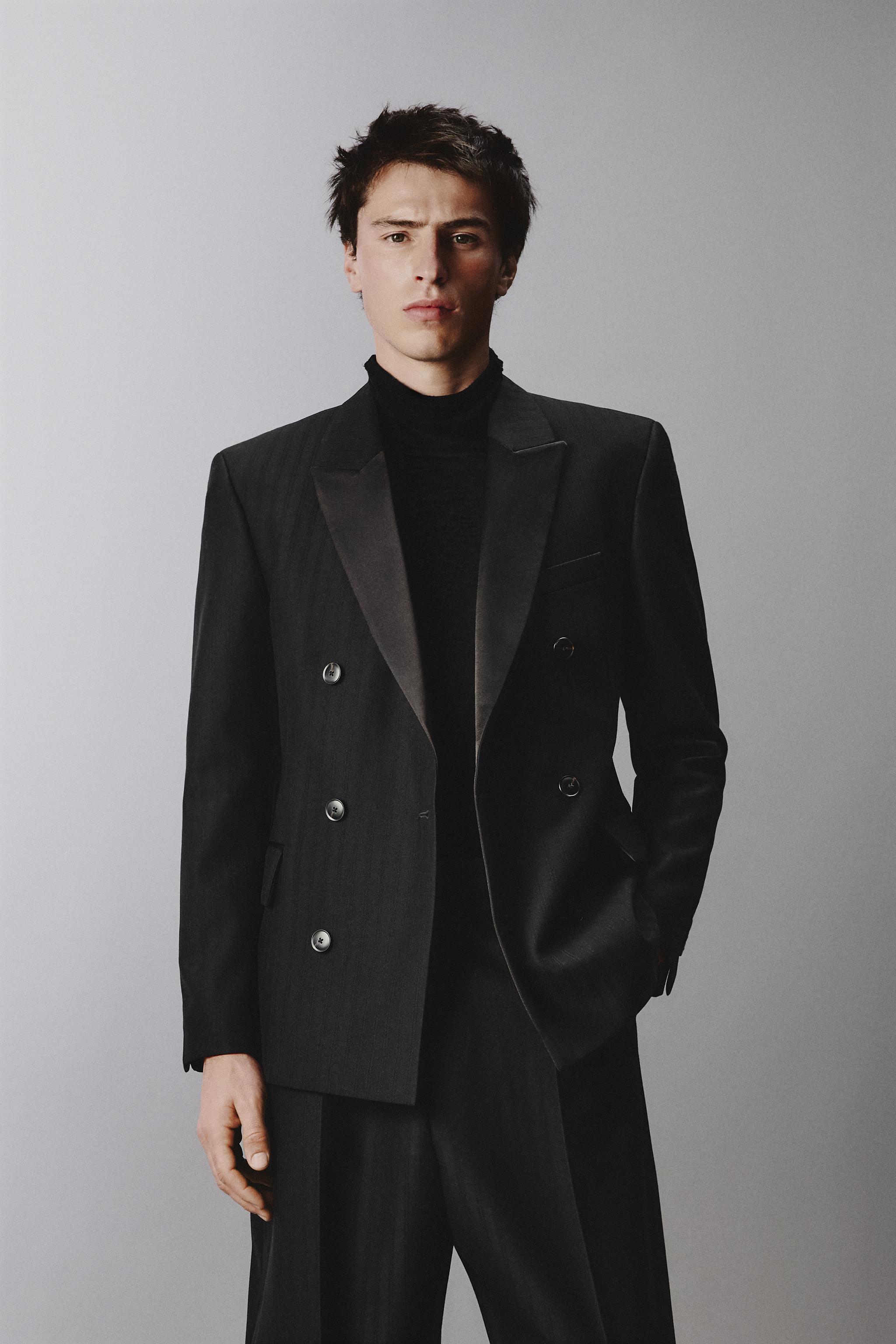 DOUBLE BREASTED SUIT JACKET