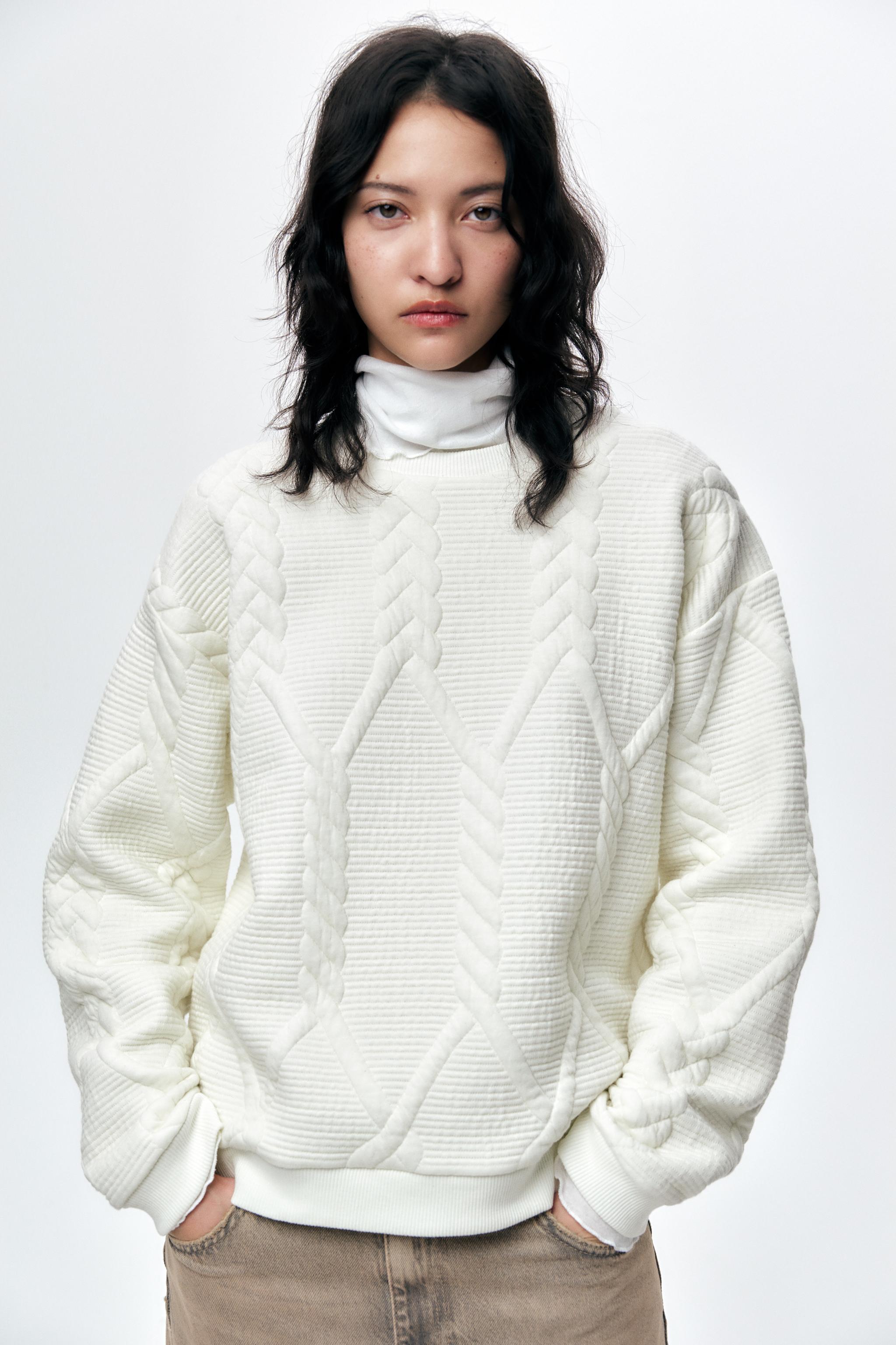 Women s White Sweatshirts Explore our New Arrivals ZARA India