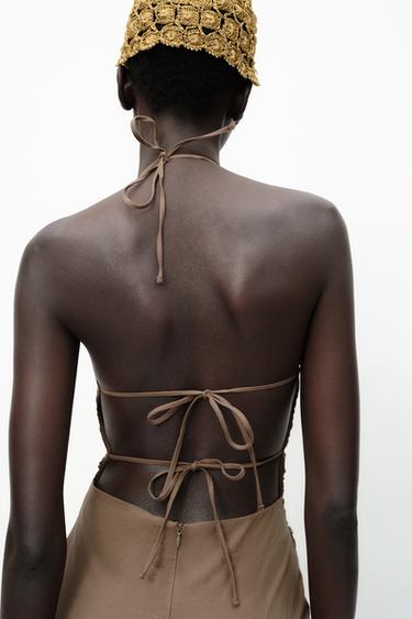 ROBE MIDI HALTER ORNEMENT - Marron de Zara - Image 5