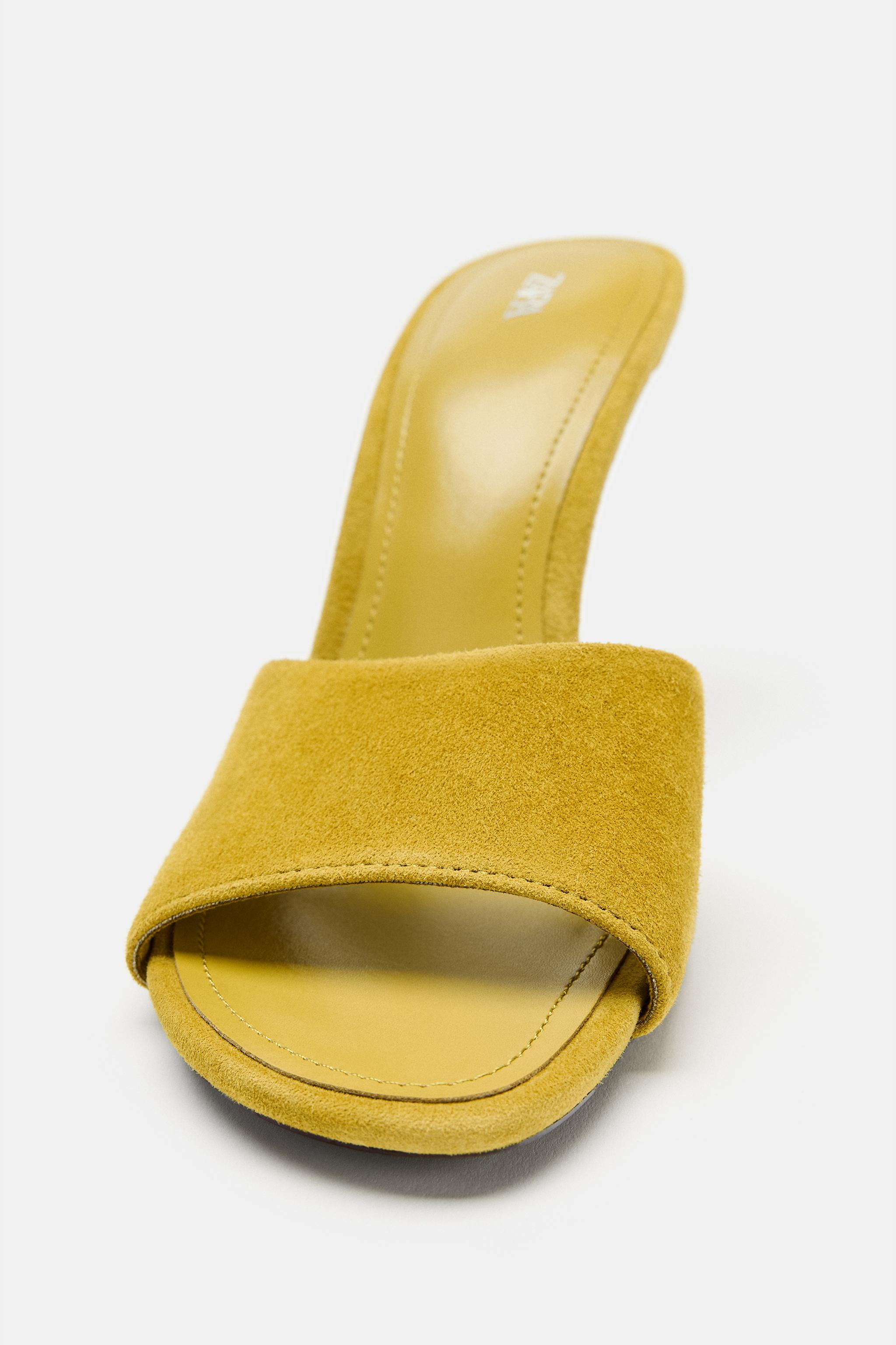 SUEDE HEELED SANDALS