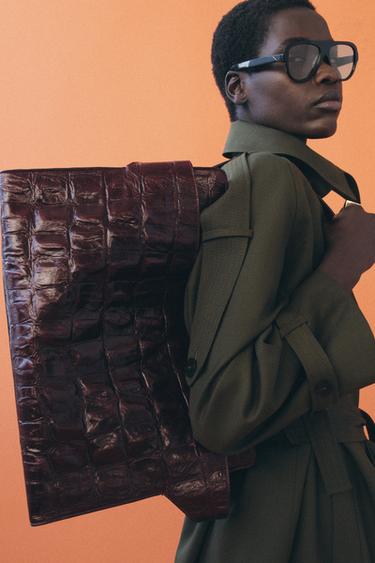 Zara MAXI CITY BAG WITH EMBOSSED LEATHER EFFECT - Plum