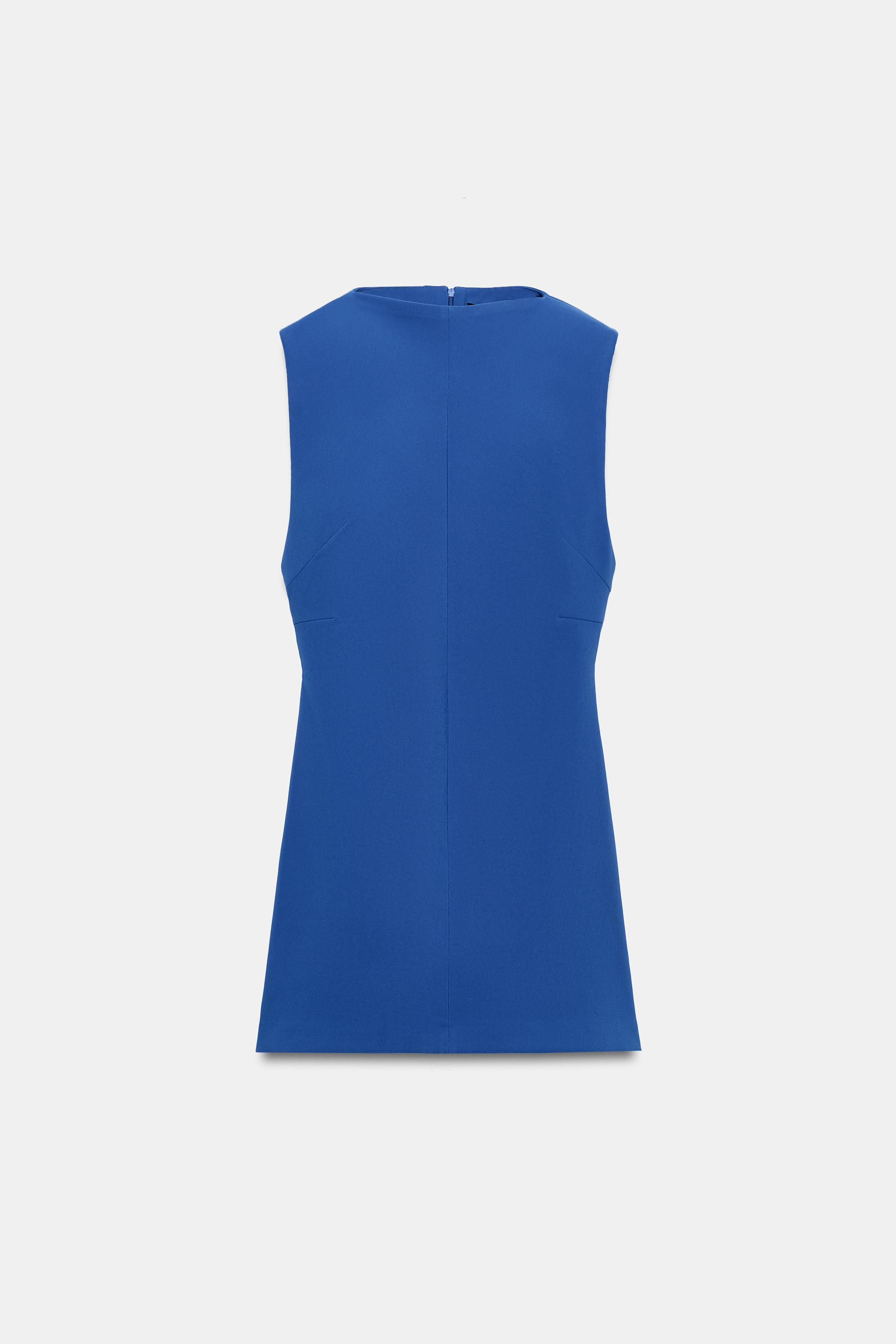 ROBE COURTE COL CHEMINÉE