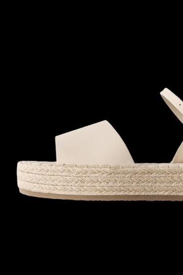 SANDALIA YUTE - Blanco Crudo de Zara