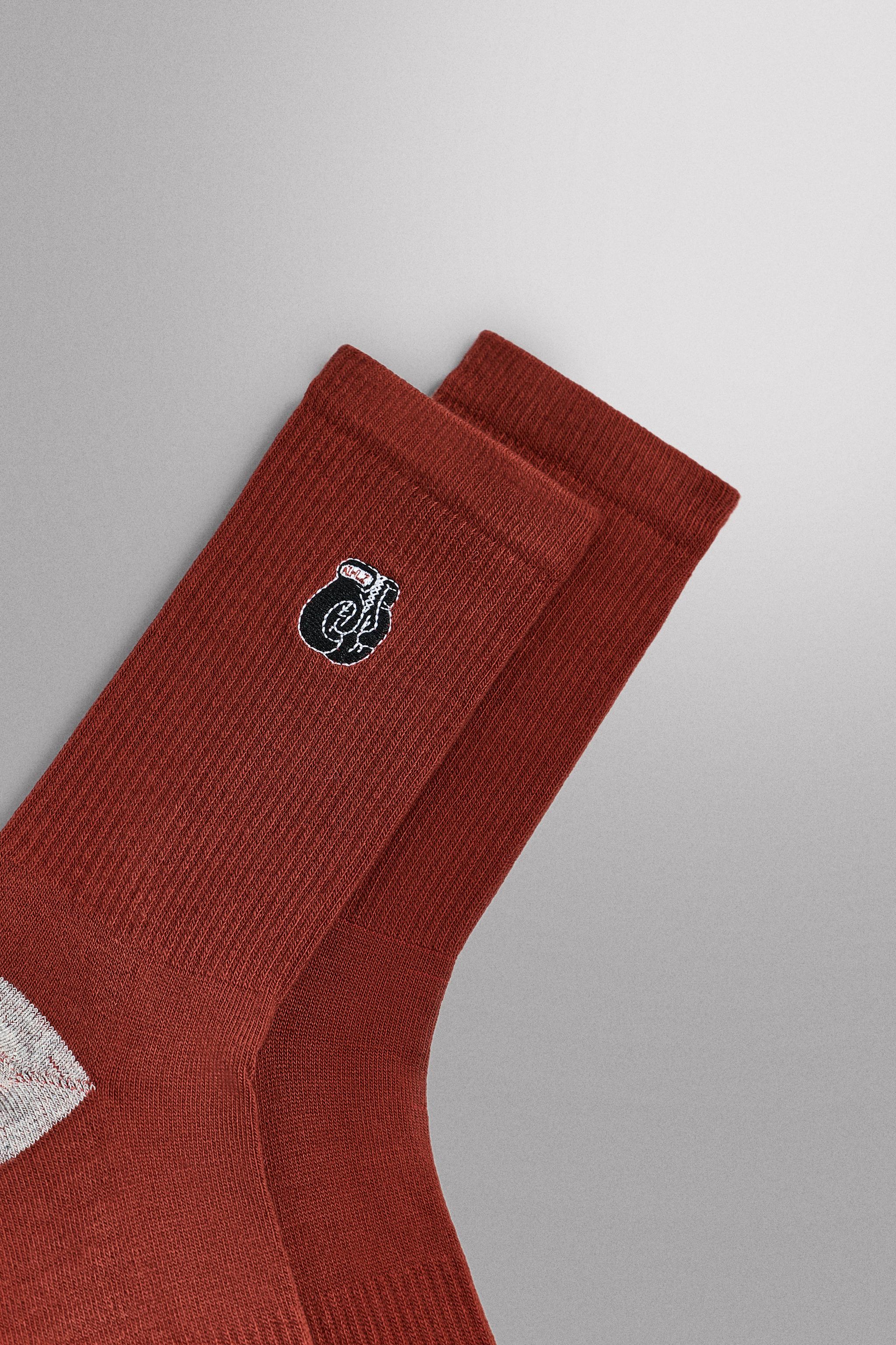 LOT DE 2 CHAUSSETTES CÔTELÉES BRODÉES