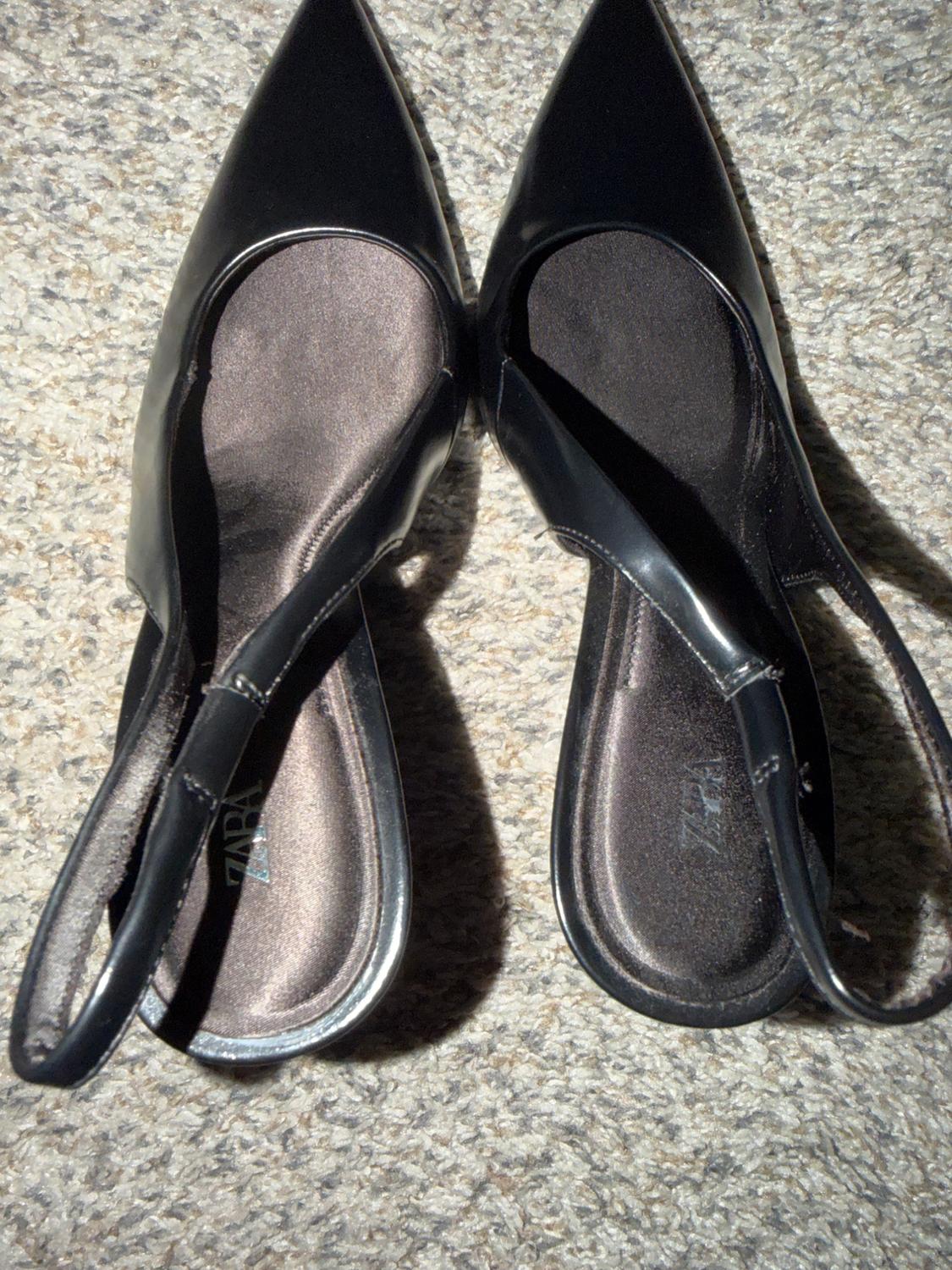 BLACK PUMPS - Image 4