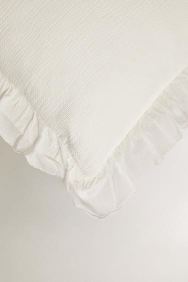 TEXTURED CUSHION COVER WITH RUFFLE - Oyster-white by Zara - Image 1