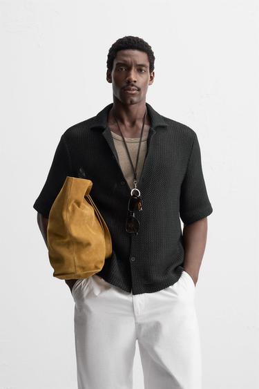 CAMISA ESTRUCTURA ABIERTA - Negro de Zara