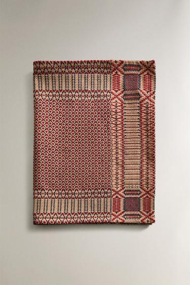 CHRISTMAS JACQUARD TABLE RUNNER - Red by Zara - Image 4