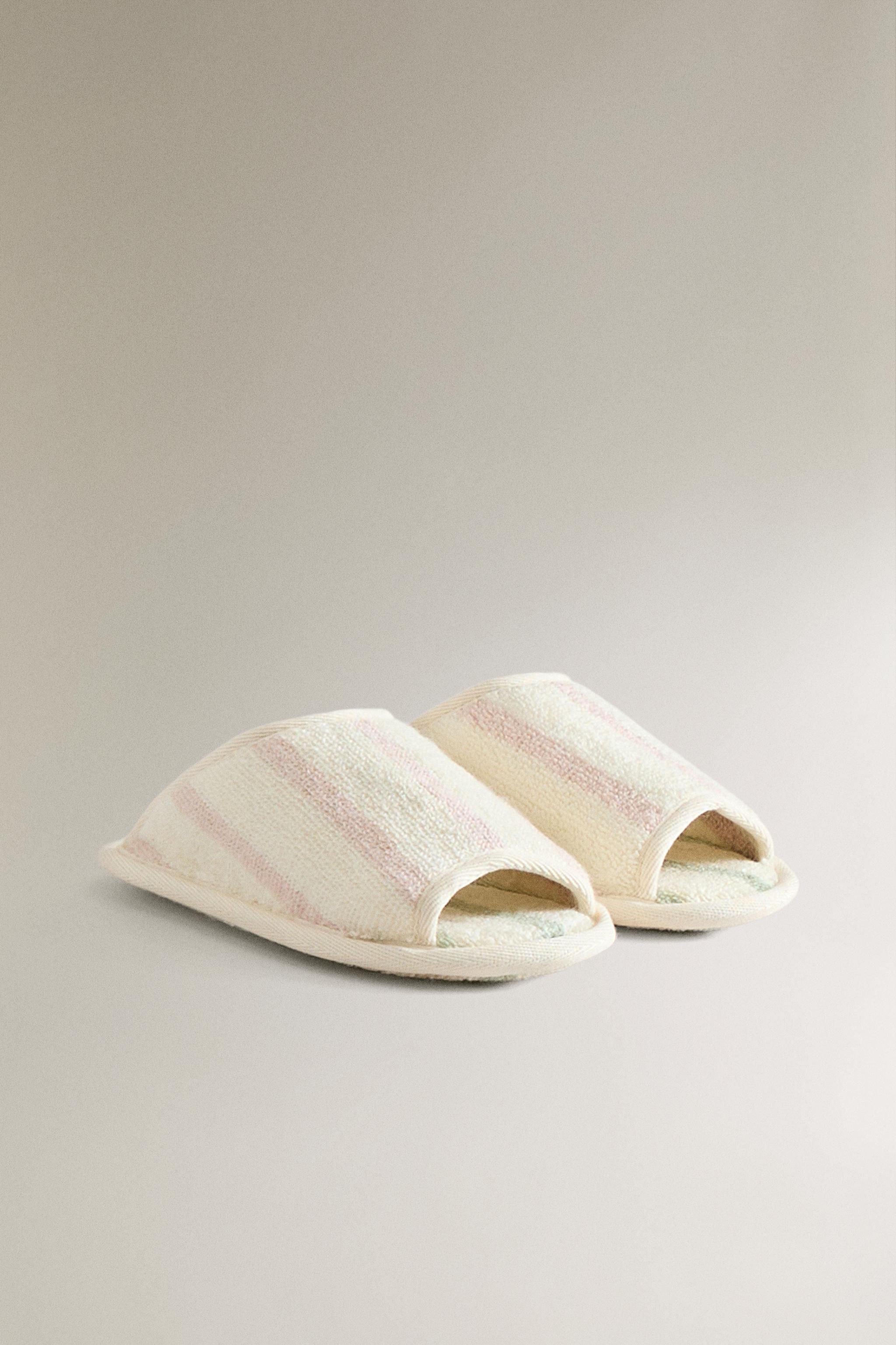 KIDS' STRIPED TERRY BATH SLIPPERS — Pink