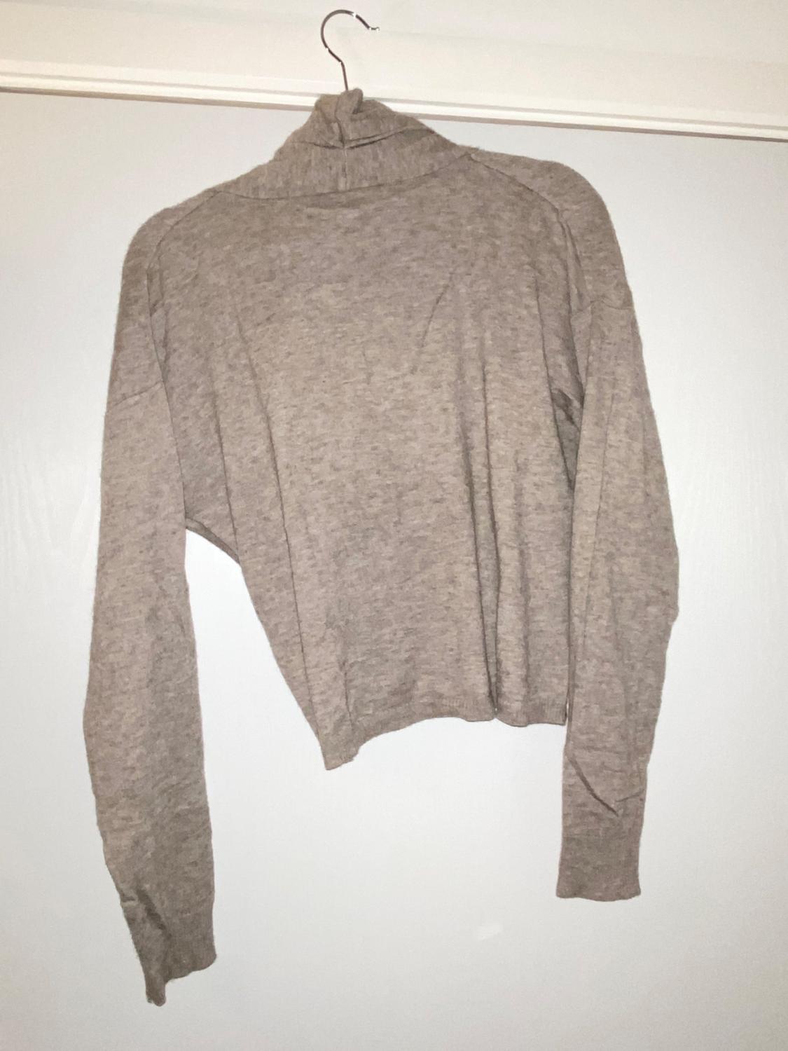 KNIT SWEATER WITH CRISS-CROSS FRONT - Image 5