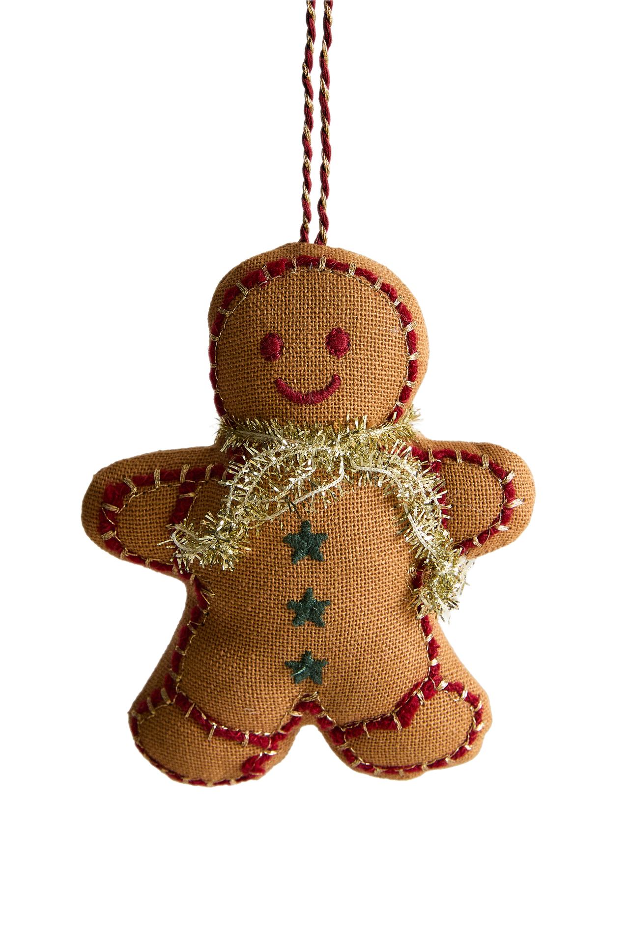 GINGERBREAD MAN CHRISTMAS TREE ORNAMENT