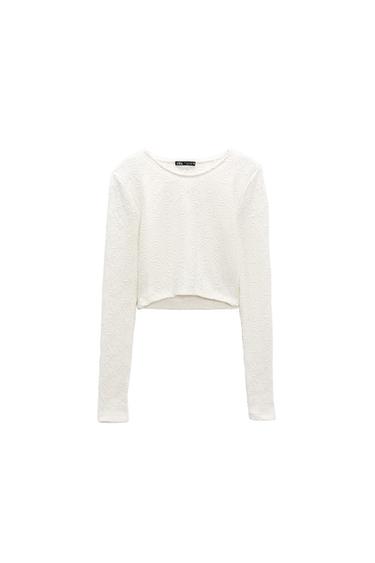 TEXTURED CROP TOP