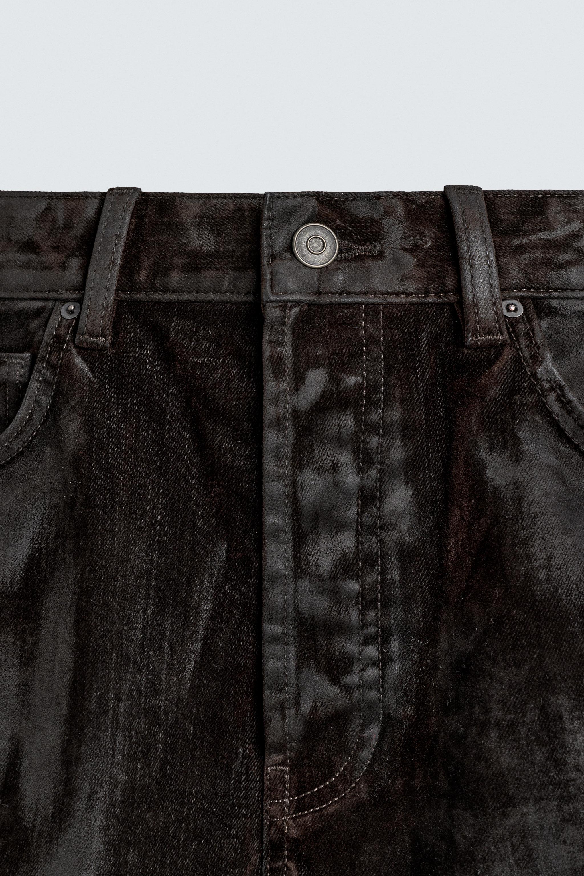 FLOCKED STRAIGHT FIT JEANS