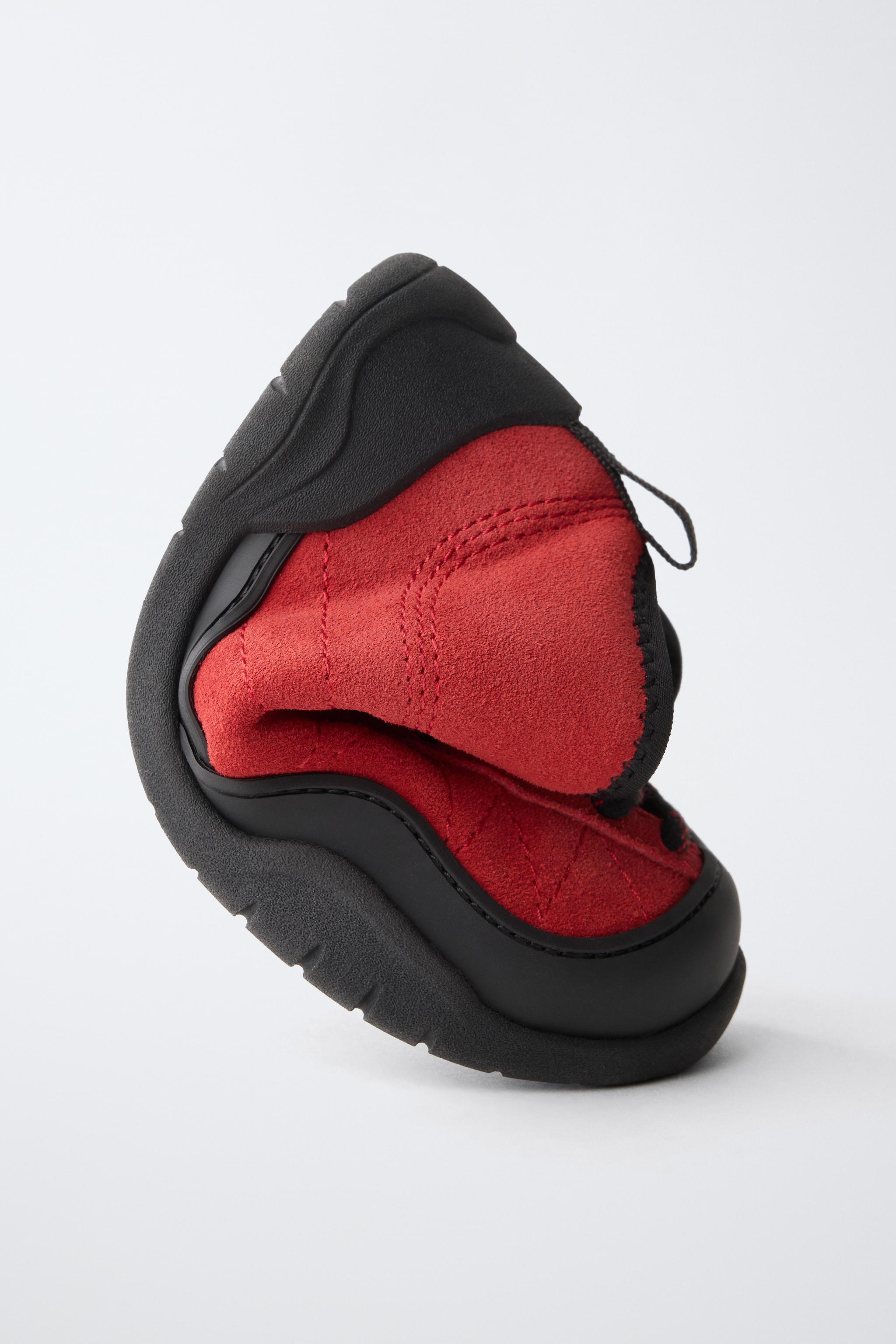 CONTRAST SNEAKER BOOTS