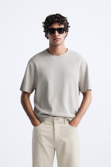 CAMISETA ESTRUCTURA JACQUARD - Gris claro de Zara