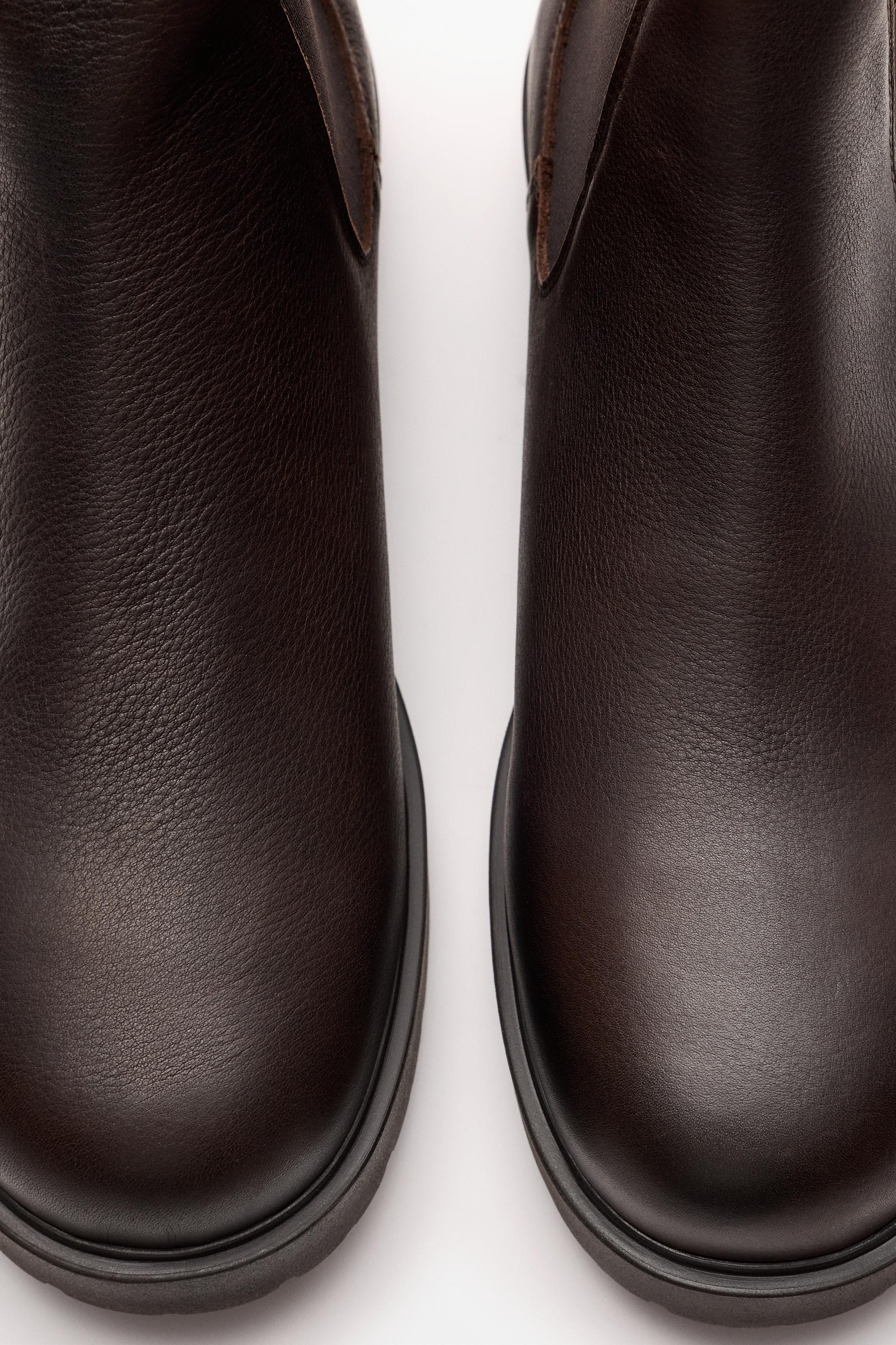 Oiled leather chelsea boots - Brown | ZARA United States