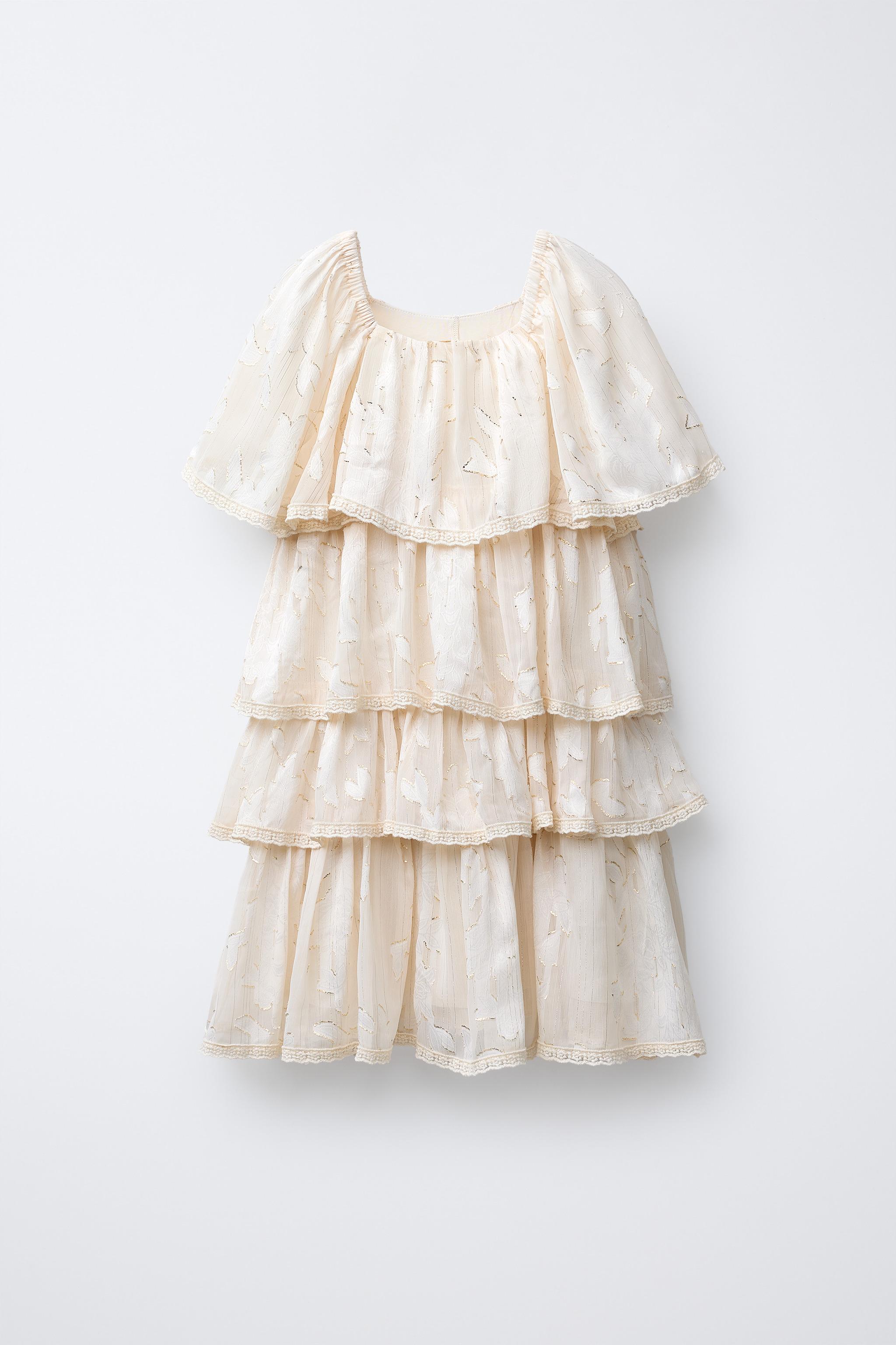 ROBE À VOLANTS