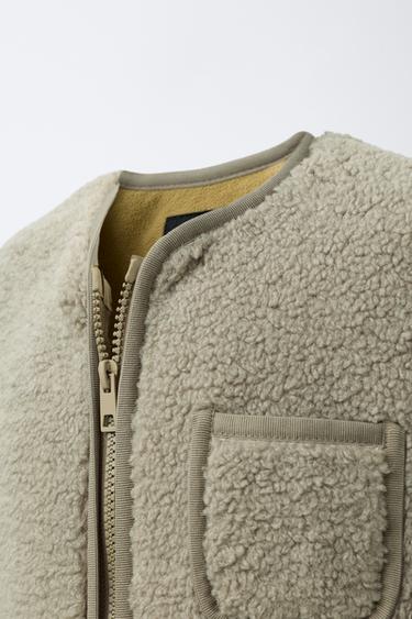 GILET EN PEAU LAINÉE SNOOPY PEANUTS™ - Beige clair de Zara - Image 4