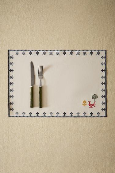 JOGO AMERICANO BORDADOS EM PONTO CRUZ - Verde da Zara