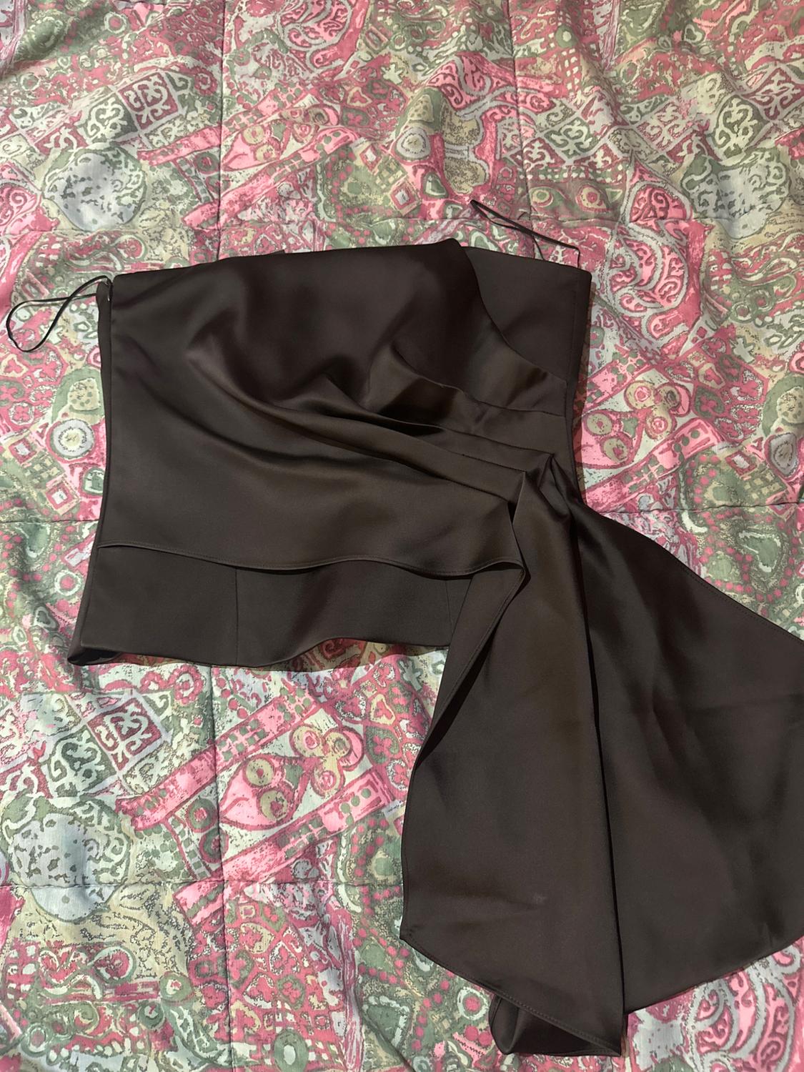 PLEATED SATIN TOP