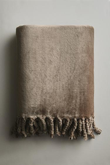 FLEECE THROW WITH FRINGING - camel by Zara - Image 5