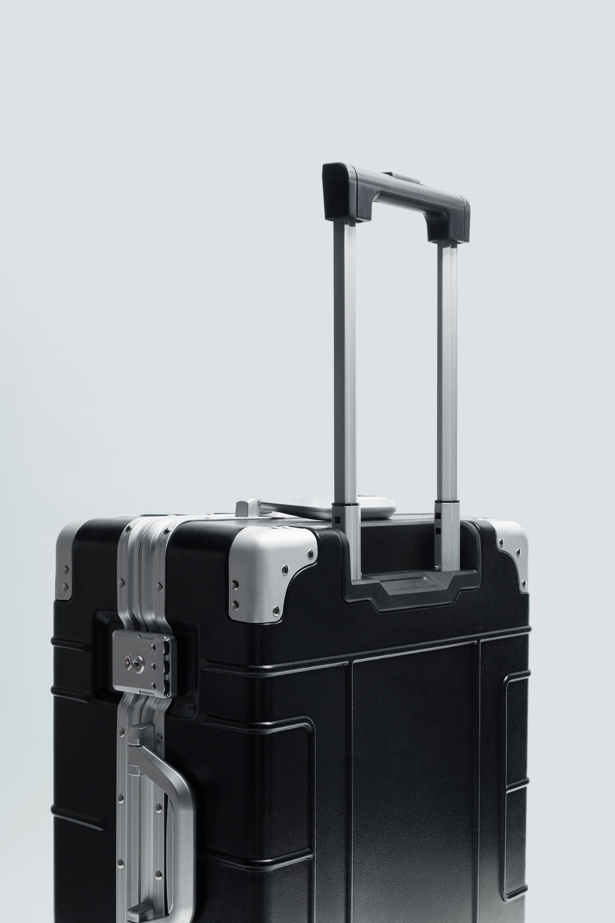 【完売品】ZARA carry-on suitcase TRAVEL SUITCASE - Green | ZARA Canada