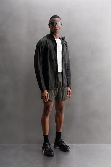 2-IN-1 PERFORATED SHORTS - Dark brown by Zara