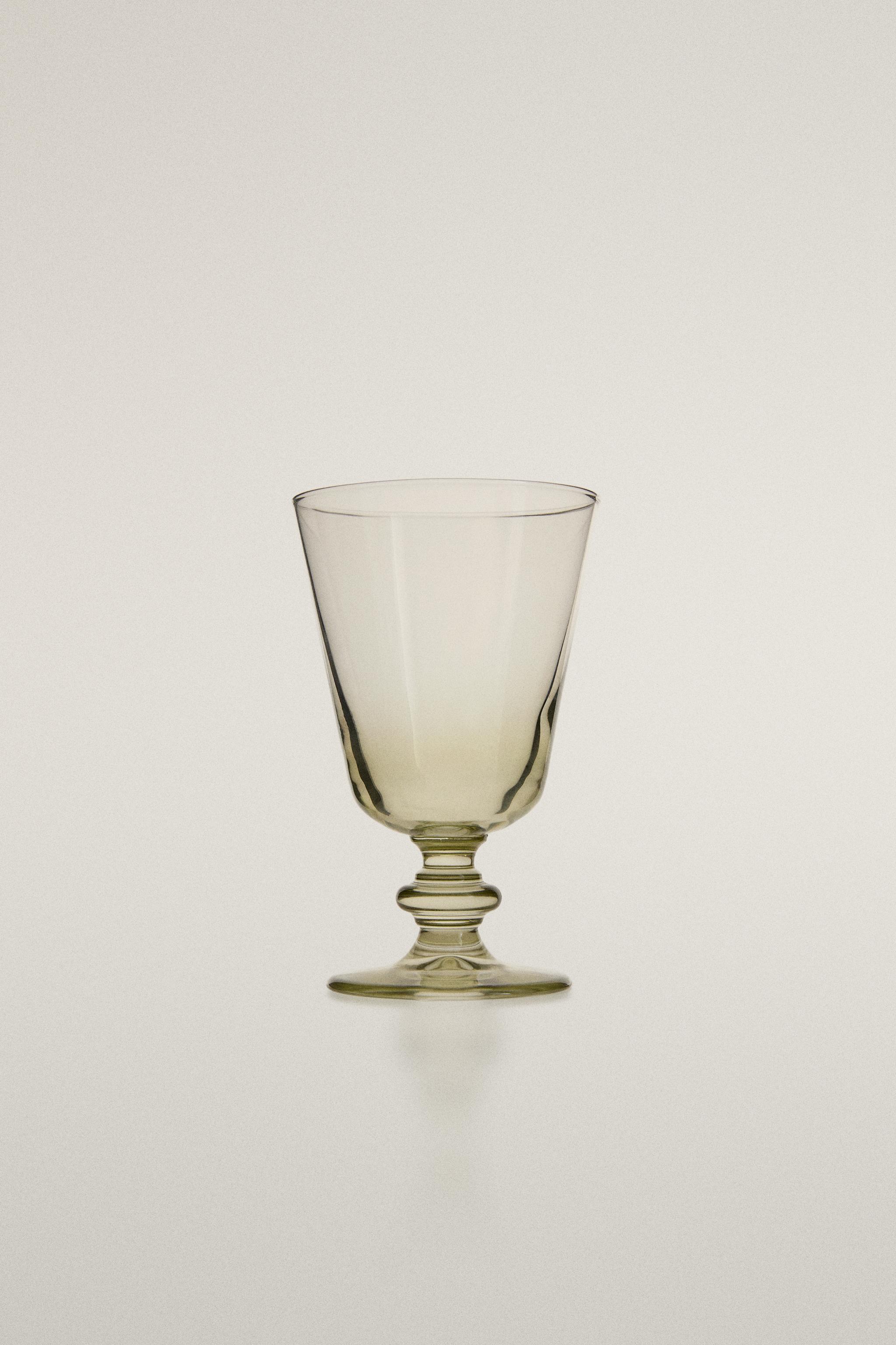 COLOURED WINE GLASS