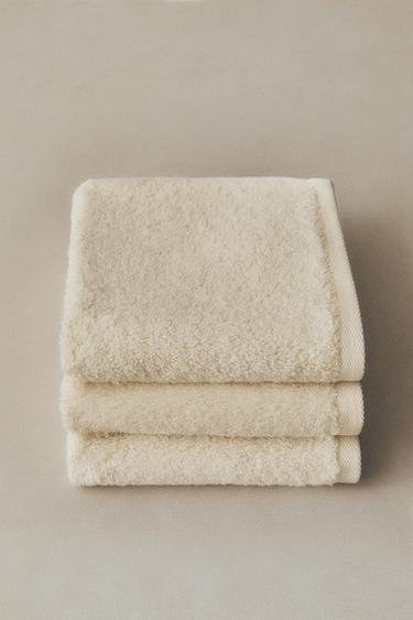 PACK OF HIGH-QUALITY COTTON HAND TOWELS (PACK OF 3) - Ivory by Zara - Image 6