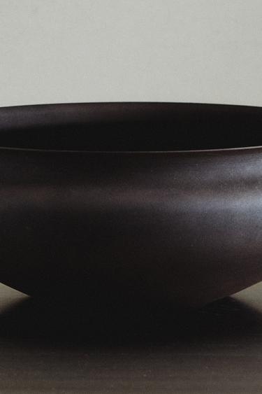 ΧΑΜΗΛΟ ΜΕΤΑΛΛΙΚΟ ΔΟΧΕΙΟ - Καφέ του Zara