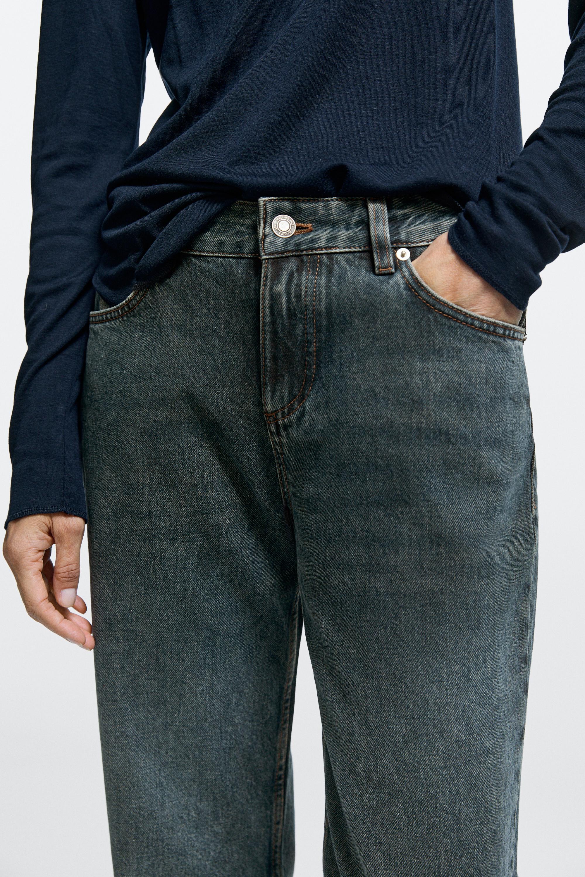 Low-rise straight-leg jeans