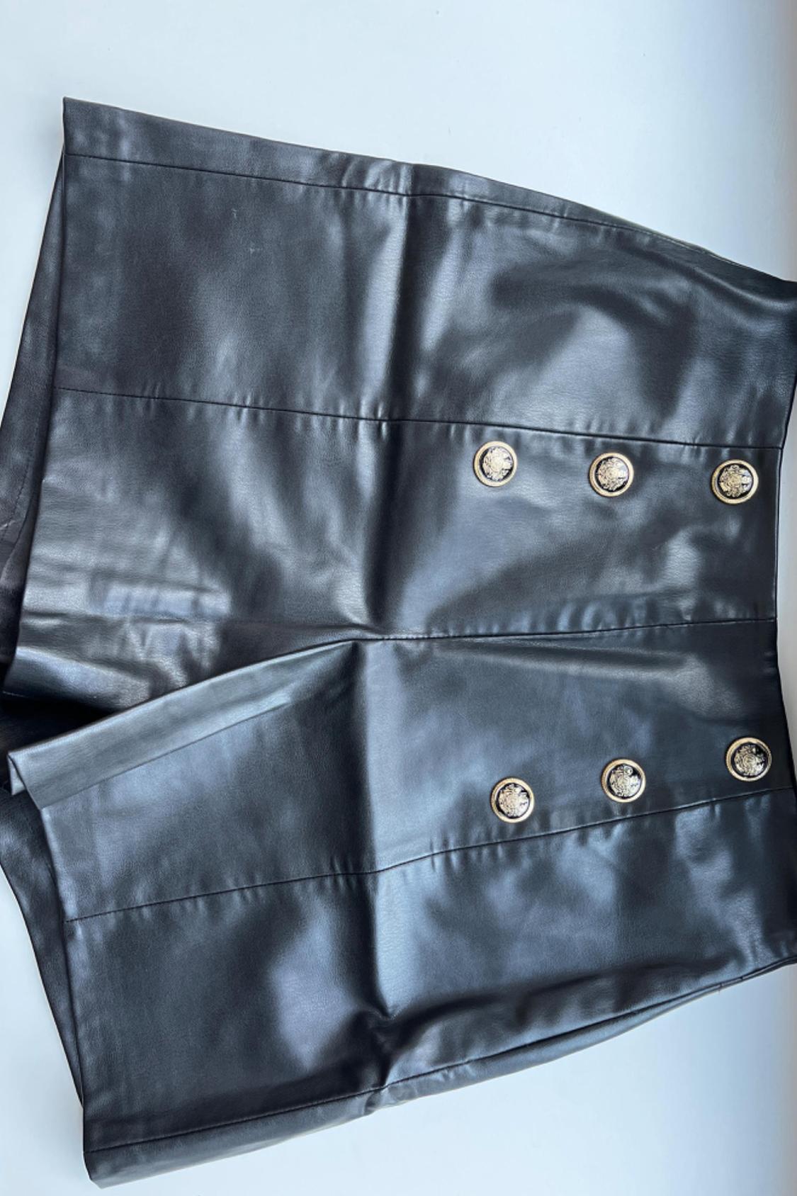 FAUX LEATHER BERMUDA SHORTS WITH BUTTONS