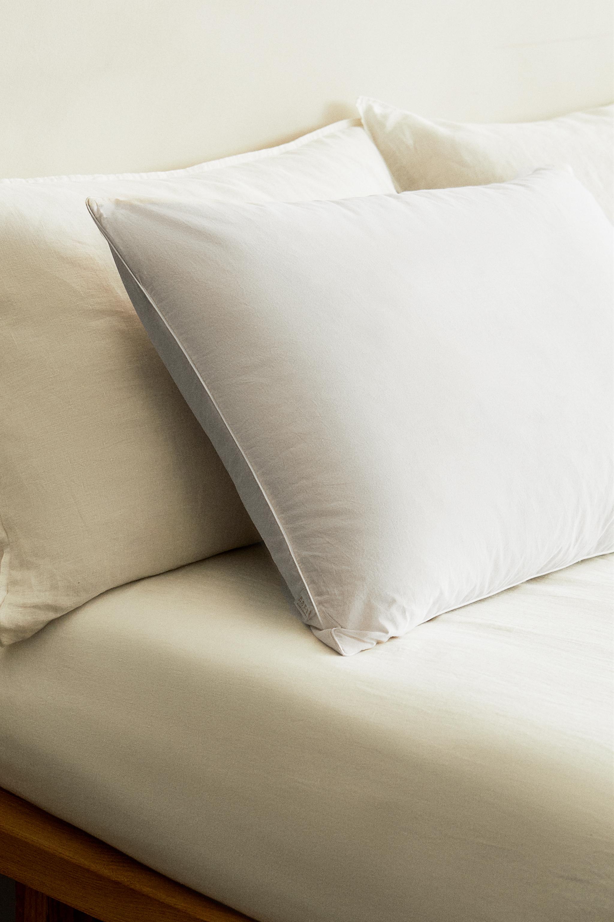 FEATHER PILLOW