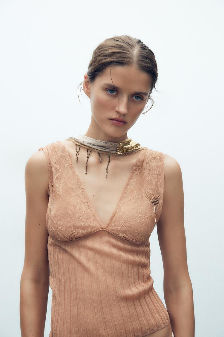 LACE TOP