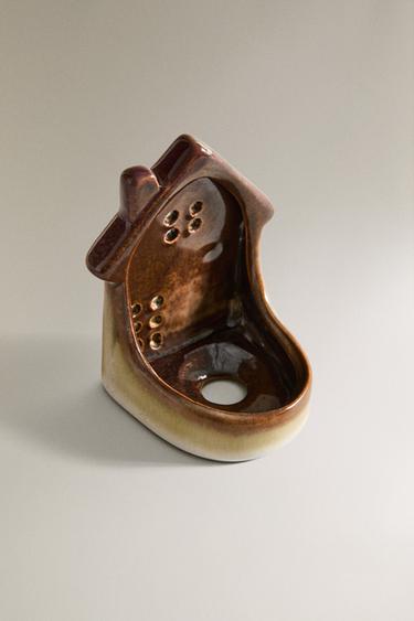 CERAMIC CHRISTMAS HOUSE TEALIGHT HOLDER WITH HEART - Brown by Zara - Image 1