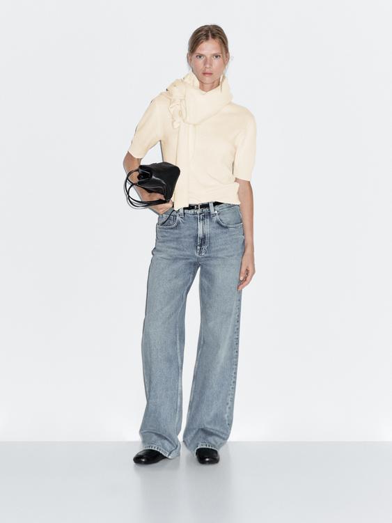 Knit wool blend sweater with short sleeves