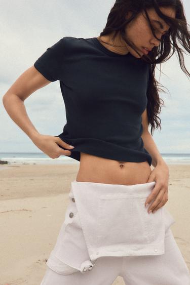 T-SHIRT WITH BACK SEAM - Navy blue by Zara