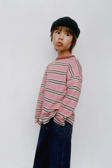 STRIBET T-SHIRT I KRAFTIGT STOF - rosa fra Zara