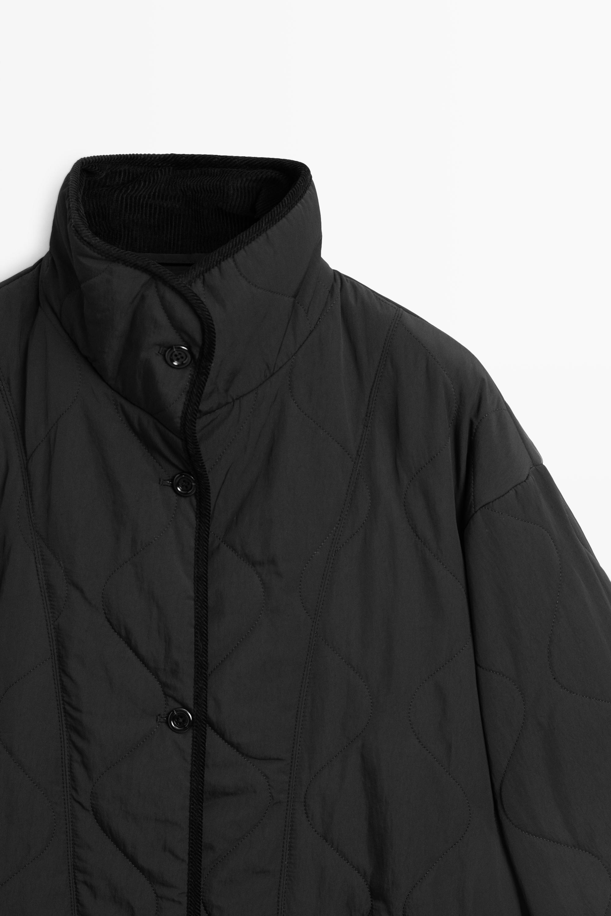 Jacket with wavy stitching detail
